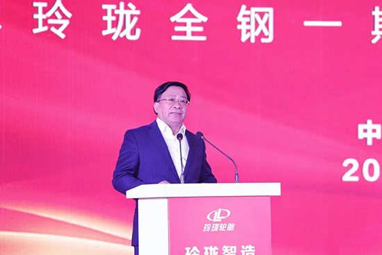 吉林省委副書記、省長韓俊致辭。
