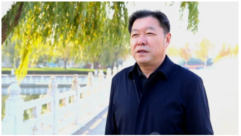 縣工業(yè)和信息化局黨組書記、局長(zhǎng)李登武表示，“接到議案后，我局第一時(shí)間召開專題會(huì)議，將議案與中心工作緊密結(jié)合，分解為推動(dòng)橡膠輪胎產(chǎn)業(yè)整合重組、加大創(chuàng)新創(chuàng)牌力度、加快推進(jìn)企業(yè)轉(zhuǎn)型升級(jí)等專題，‘項(xiàng)目化’推進(jìn)議案辦理，全力解決企業(yè)關(guān)注的熱點(diǎn)、難點(diǎn)問(wèn)題，確保代表建議落地落實(shí)。”