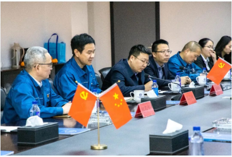 雙箭股份公司作為桐鄉(xiāng)市的重要制造業(yè)企業(yè)，一直受到市委市政府的關(guān)注和支持。此次調(diào)研活動(dòng)的開展，為桐鄉(xiāng)市政府提供了深入了解企業(yè)發(fā)展?fàn)顩r、及時(shí)了解企業(yè)發(fā)展問題的機(jī)會(huì)，也為雙箭股份公司提供了一個(gè)展示企業(yè)形象、加強(qiáng)與政府合作的機(jī)會(huì)。