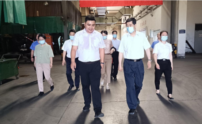 新桂輪公司副總經(jīng)理丁盛表示，作為備受重視的企業(yè)，他們感謝政府對(duì)公司工作的一貫支持。這次走訪交流對(duì)于新桂輪進(jìn)一步拓展工作思路、提高生產(chǎn)經(jīng)營(yíng)狀況具有積極的促進(jìn)作用。丁盛相信，在各級(jí)領(lǐng)導(dǎo)的殷切關(guān)懷和幫扶指導(dǎo)下，新桂輪將能夠形成全面推進(jìn)重點(diǎn)企業(yè)培育的強(qiáng)大合力，取得更好的發(fā)展，為桂林市經(jīng)濟(jì)的發(fā)展貢獻(xiàn)力量。