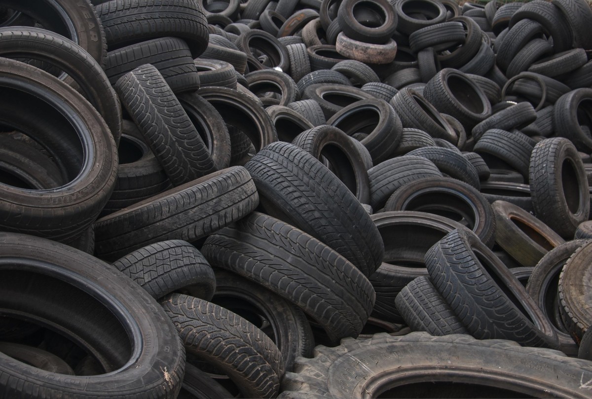 德國輪胎回收商Pyrum Innovations AG宣布與蘇伊士回收英國有限公司(Suez recycling and recovery UK Ltd)達(dá)成合作協(xié)議，計(jì)劃在英國興建首座報(bào)廢輪胎(ELT)熱解工廠。