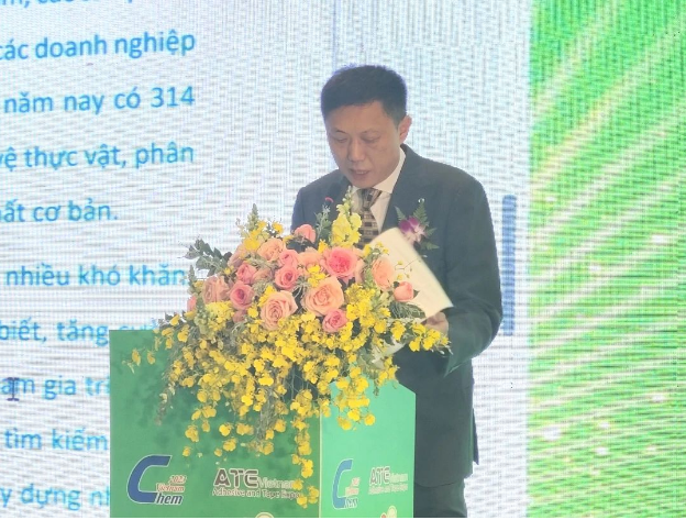 由中國膠粘劑和膠粘帶工業(yè)協(xié)會、中國國際貿(mào)易促進委員會化工行業(yè)分會、越南國家化工總公司、越南國際廣告博覽中心聯(lián)合主辦的2023越南國際膠粘劑與膠粘帶展于11月15日在越南胡志明市西貢會展中心盛大開幕，為期三天，將一直持續(xù)到17日下午。